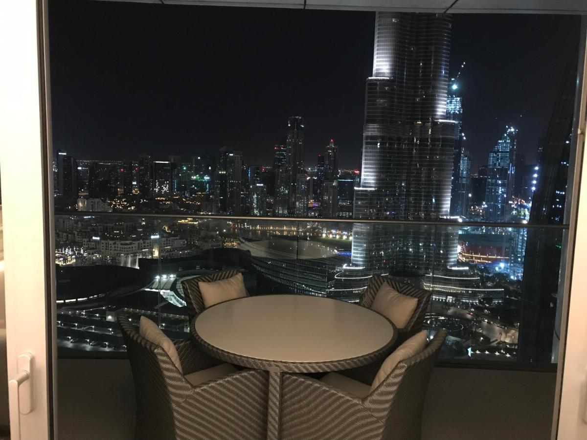 Amazing 2 Bedroom With Full Burj View Dubai Luaran gambar