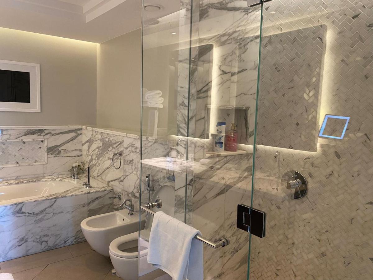 Amazing 2 Bedroom With Full Burj View Dubai Luaran gambar