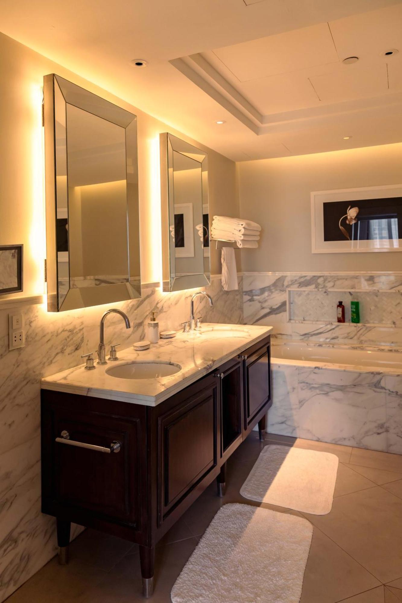 Amazing 2 Bedroom With Full Burj View Dubai Luaran gambar